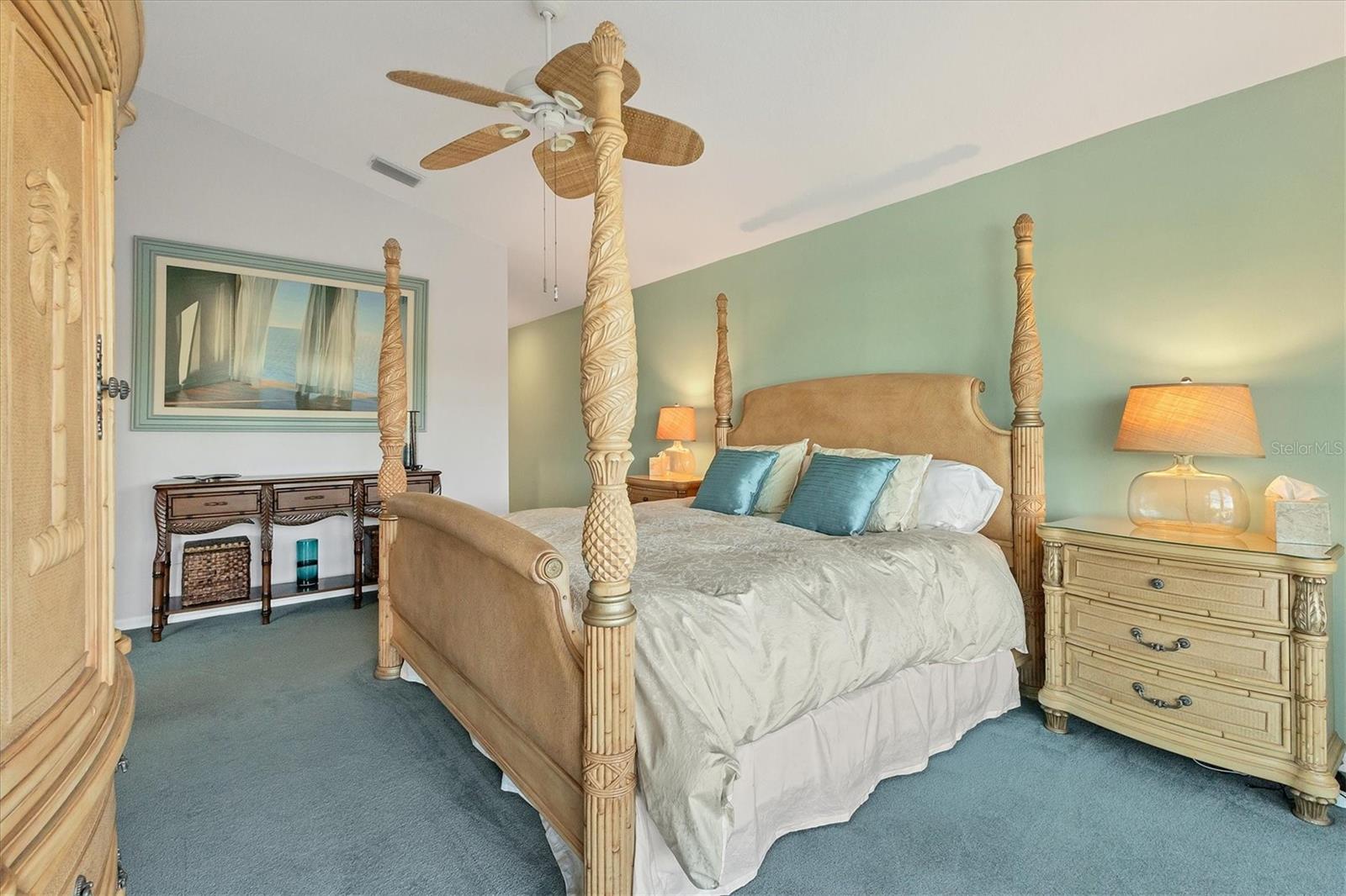 10 WINDWARD CT, PLACIDA, FL, 33946