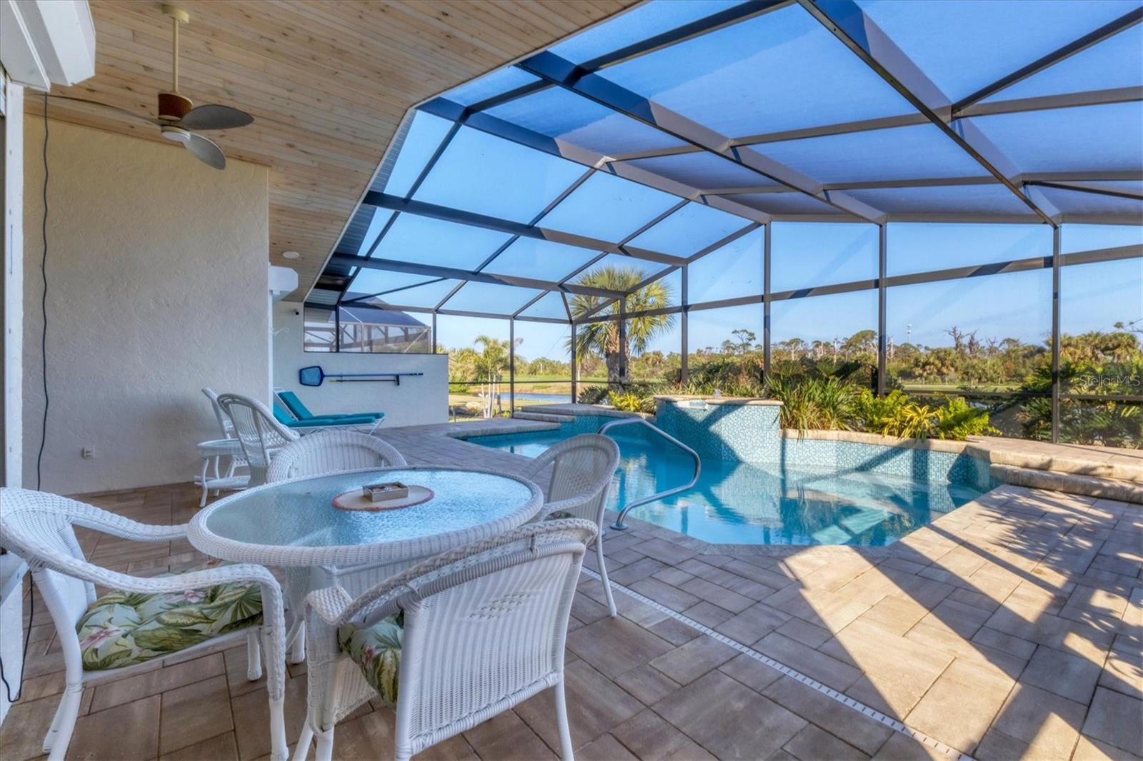 10 WINDWARD CT, PLACIDA, FL, 33946