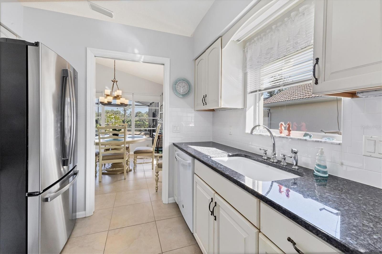 10 WINDWARD CT, PLACIDA, FL, 33946