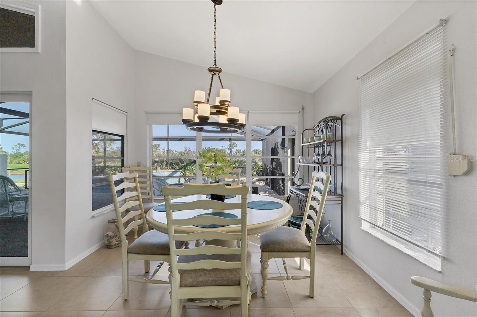 10 WINDWARD CT, PLACIDA, FL, 33946