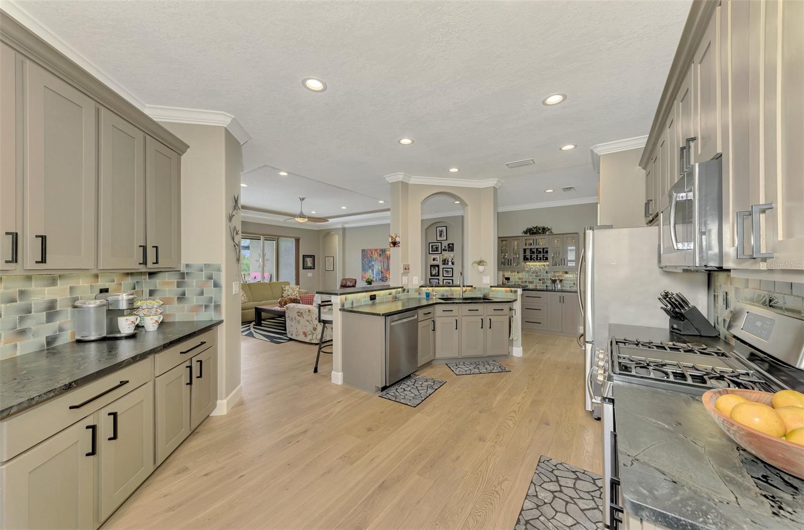 1020 CREEK NINE DR, NORTH PORT, FL, 34291