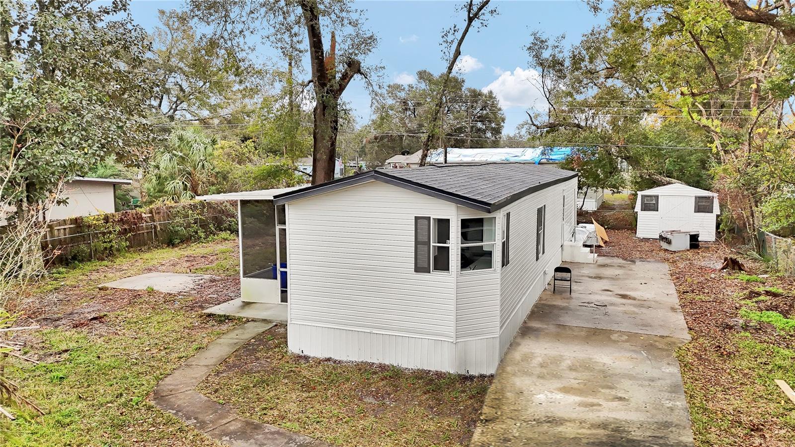 354 CENTER DR, DELAND, FL, 32724