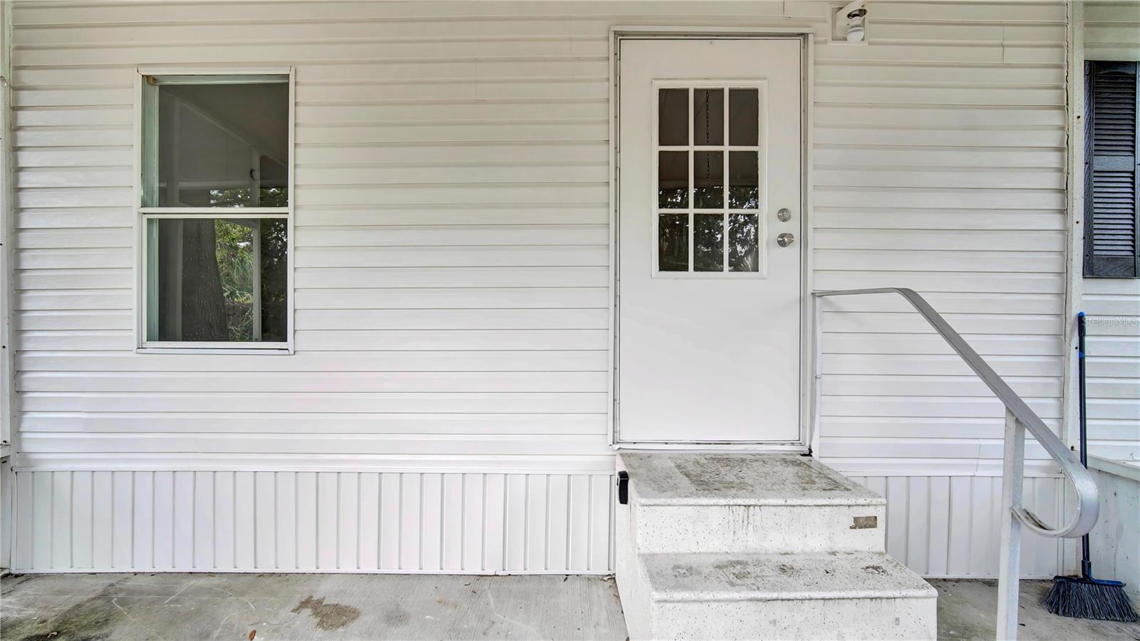 354 CENTER DR, DELAND, FL, 32724