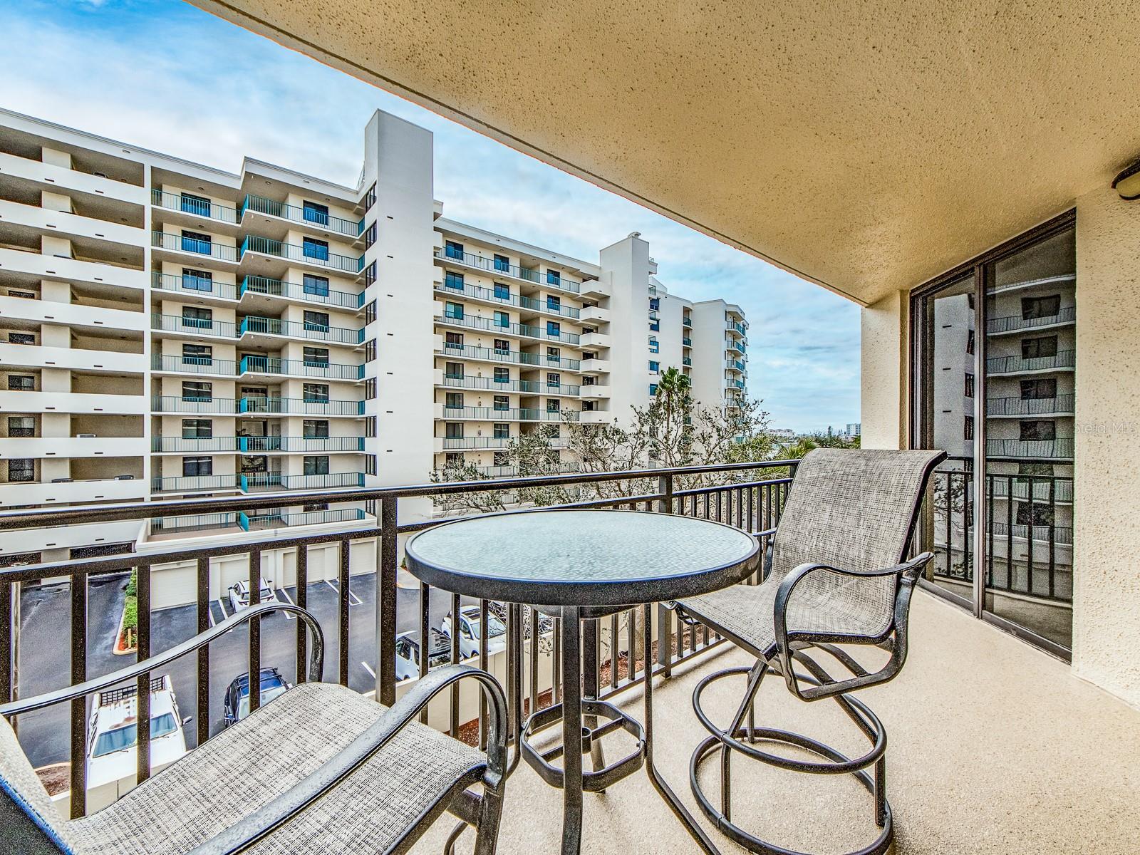 690 ISLAND WAY #410, CLEARWATER BEACH, FL, 33767