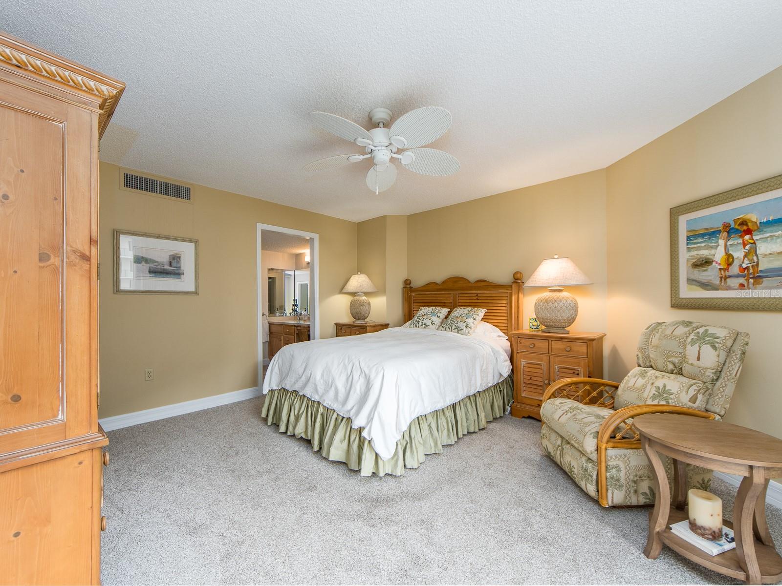 690 ISLAND WAY #410, CLEARWATER BEACH, FL, 33767