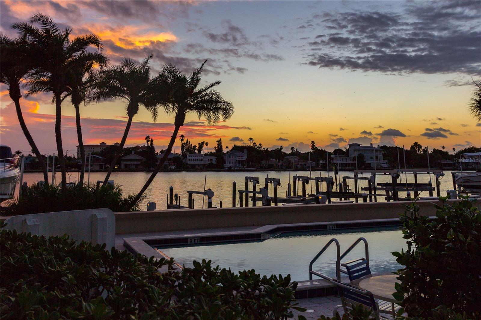 690 ISLAND WAY #410, CLEARWATER BEACH, FL, 33767