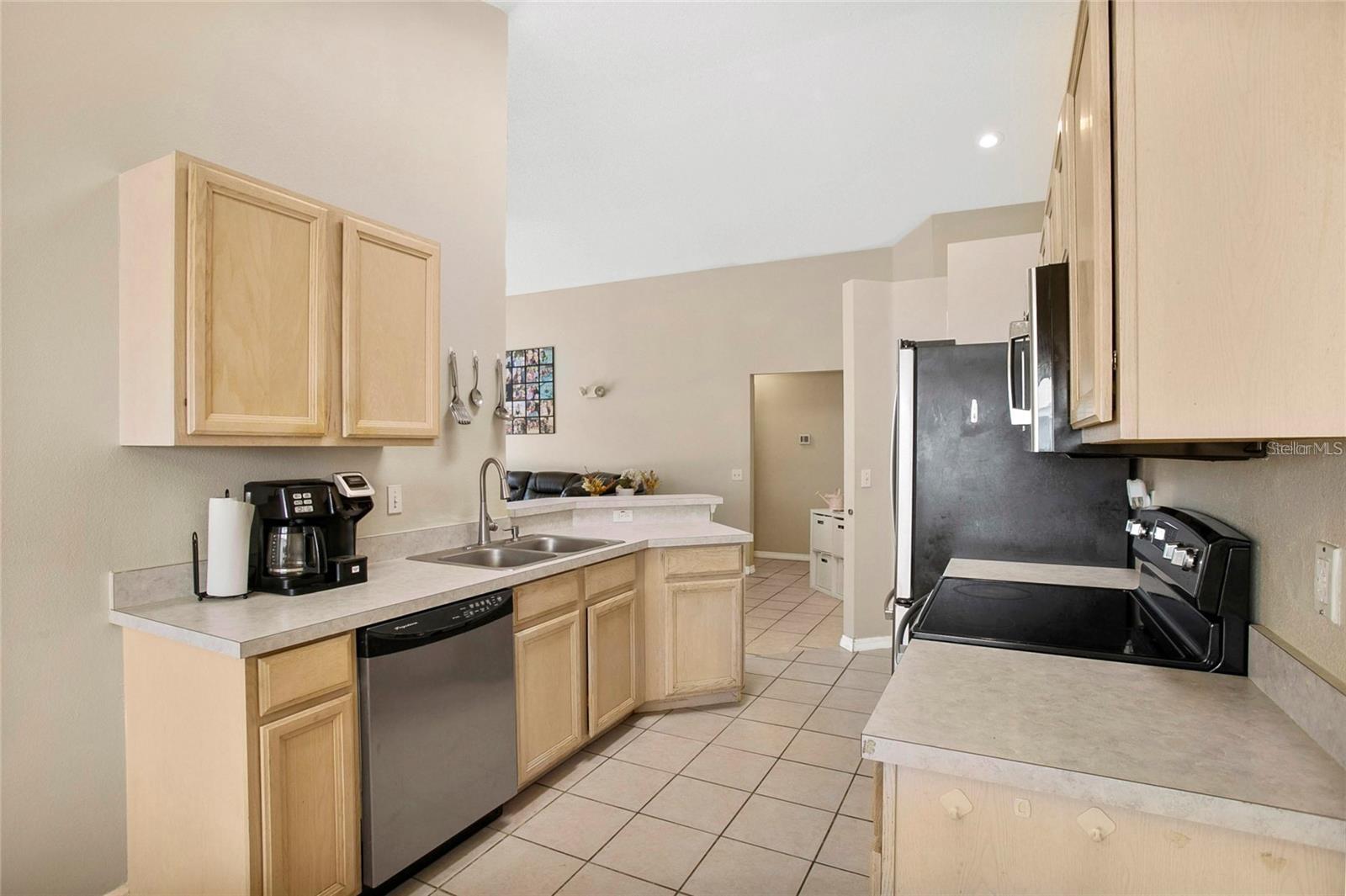 120 CASTERTON CIR, DAVENPORT, FL, 33897