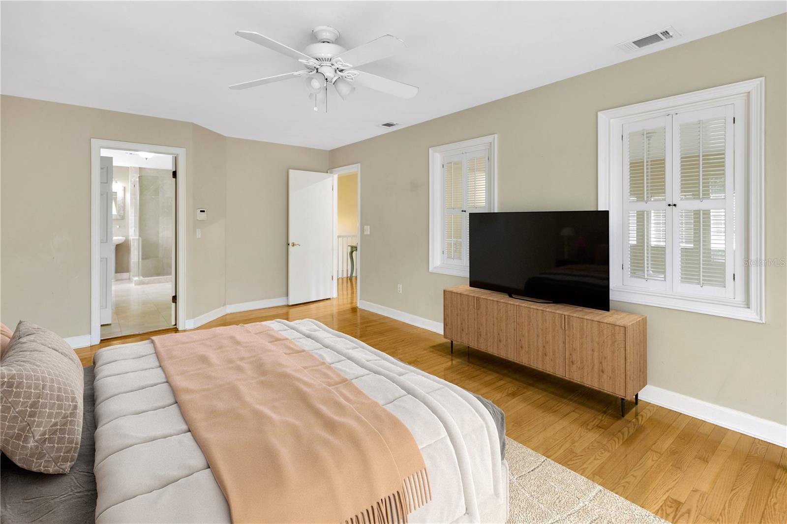 4845 W SUNSET BLVD, TAMPA, FL, 33629