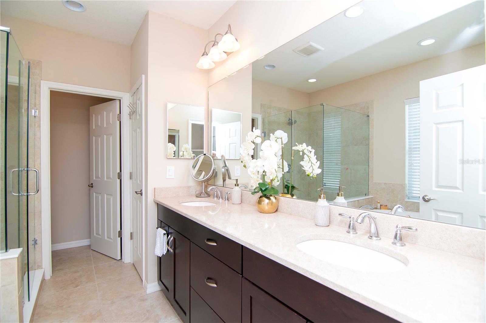 11125 WINTHROP LAKE DR, RIVERVIEW, FL, 33578