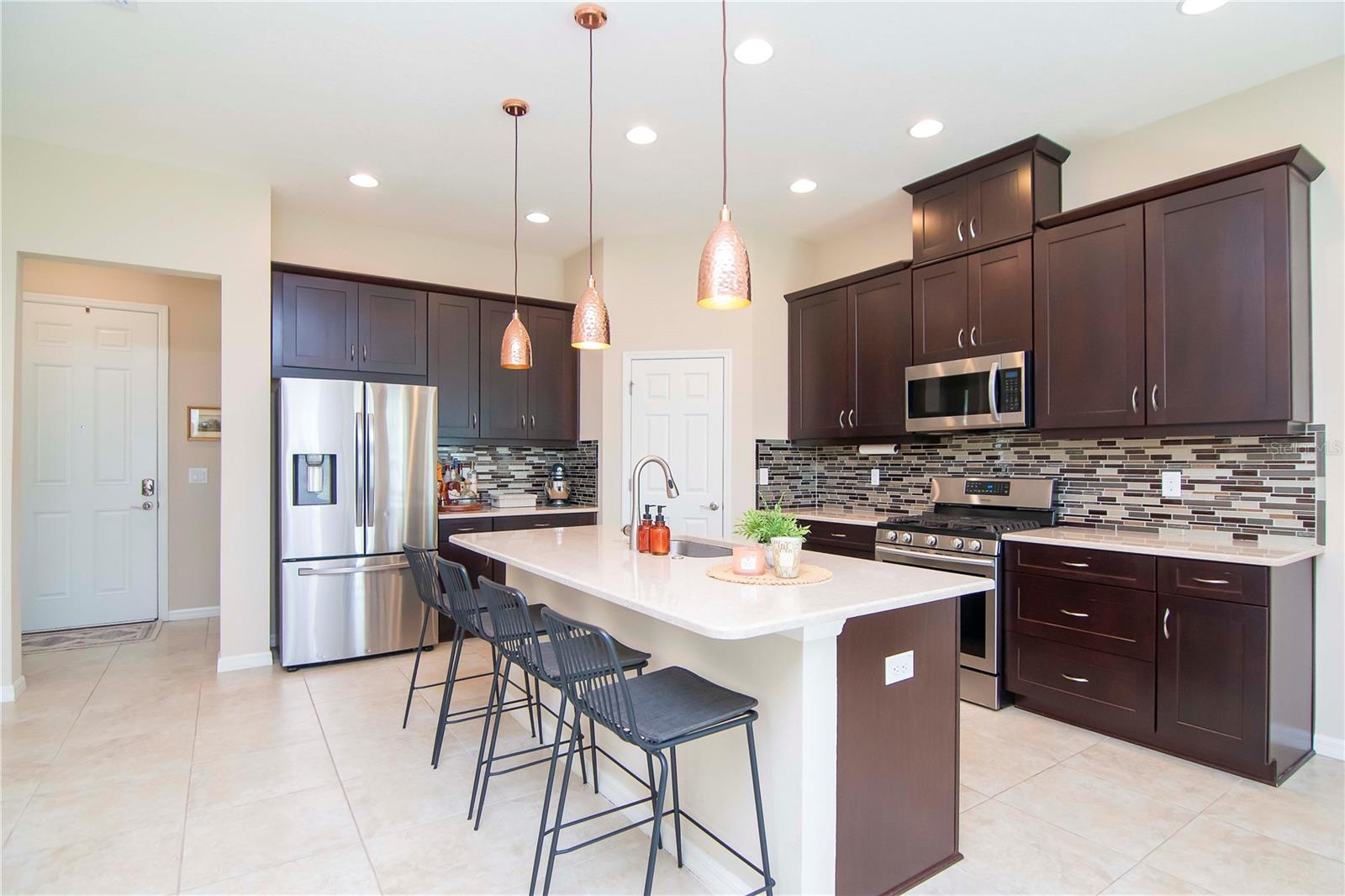 11125 WINTHROP LAKE DR, RIVERVIEW, FL, 33578
