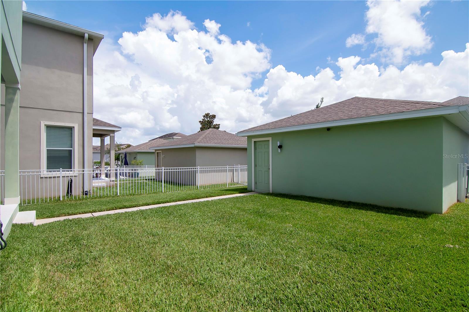 11125 WINTHROP LAKE DR, RIVERVIEW, FL, 33578