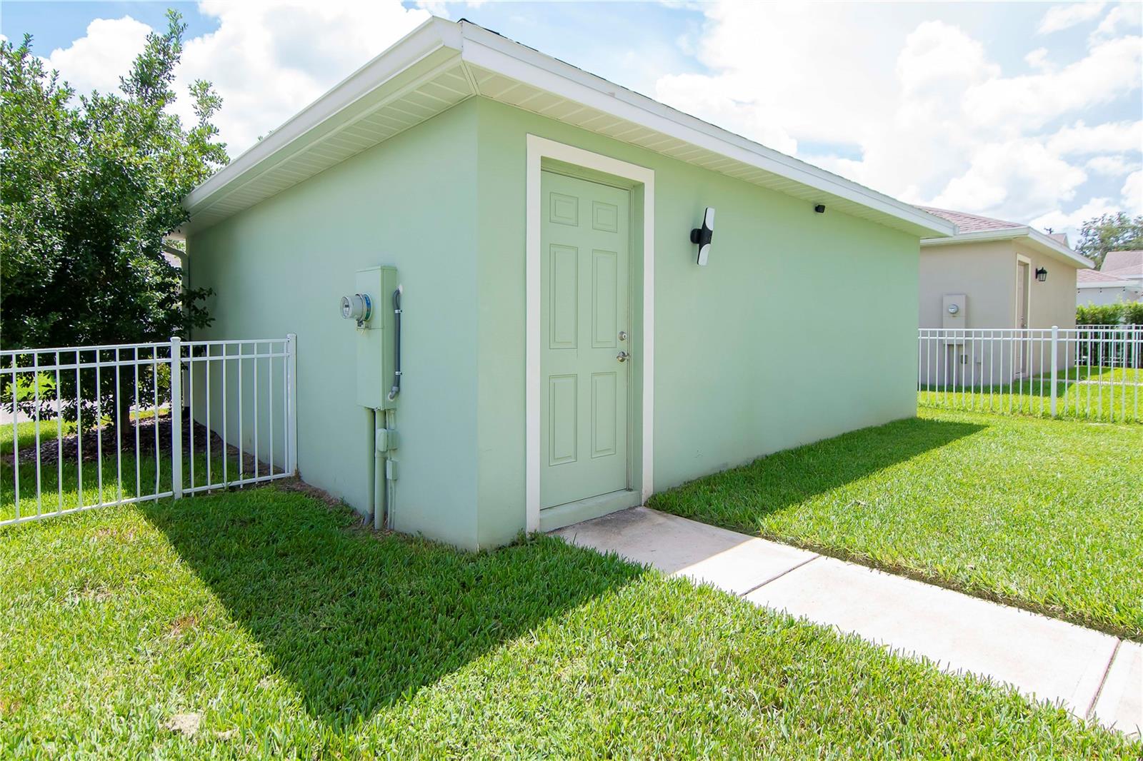 11125 WINTHROP LAKE DR, RIVERVIEW, FL, 33578