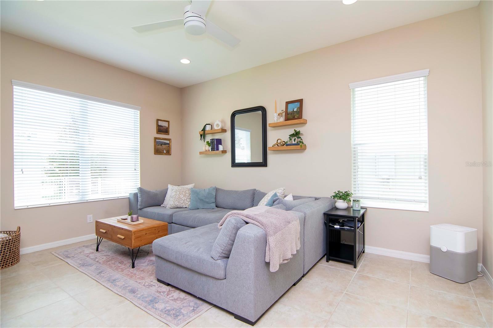 11125 WINTHROP LAKE DR, RIVERVIEW, FL, 33578