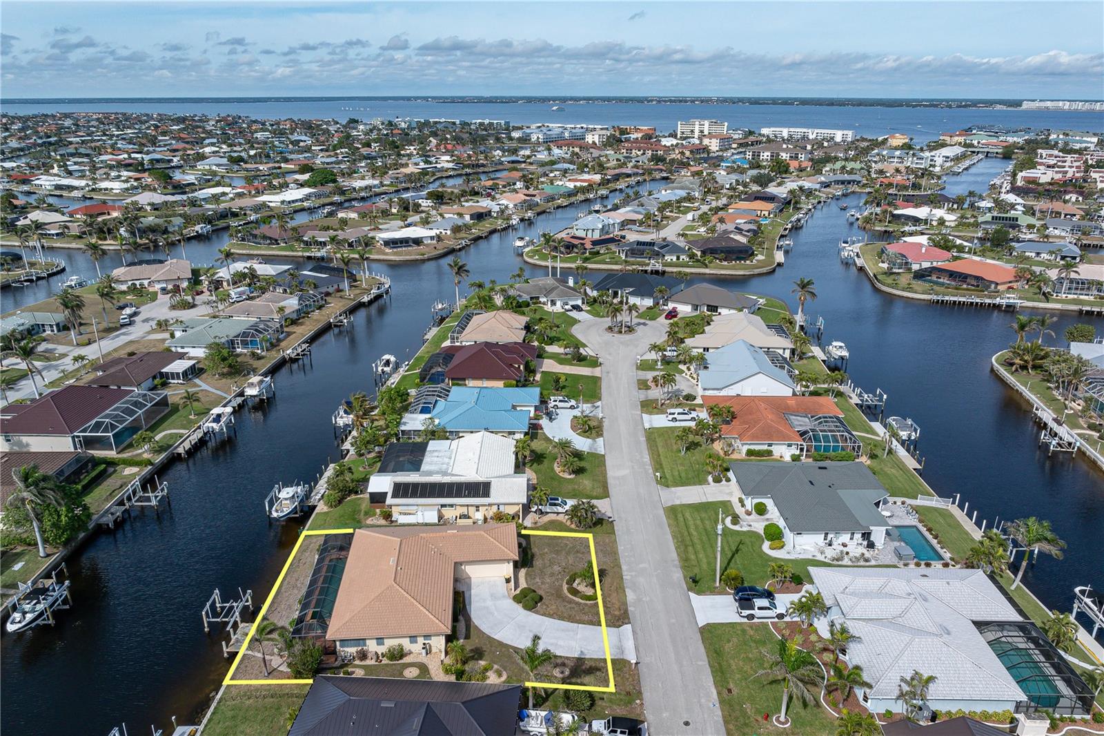 625 VIA TUNIS, PUNTA GORDA, FL, 33950