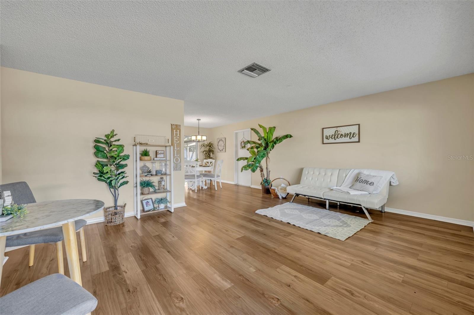 720 E IRIS DR, ORANGE CITY, FL, 32763