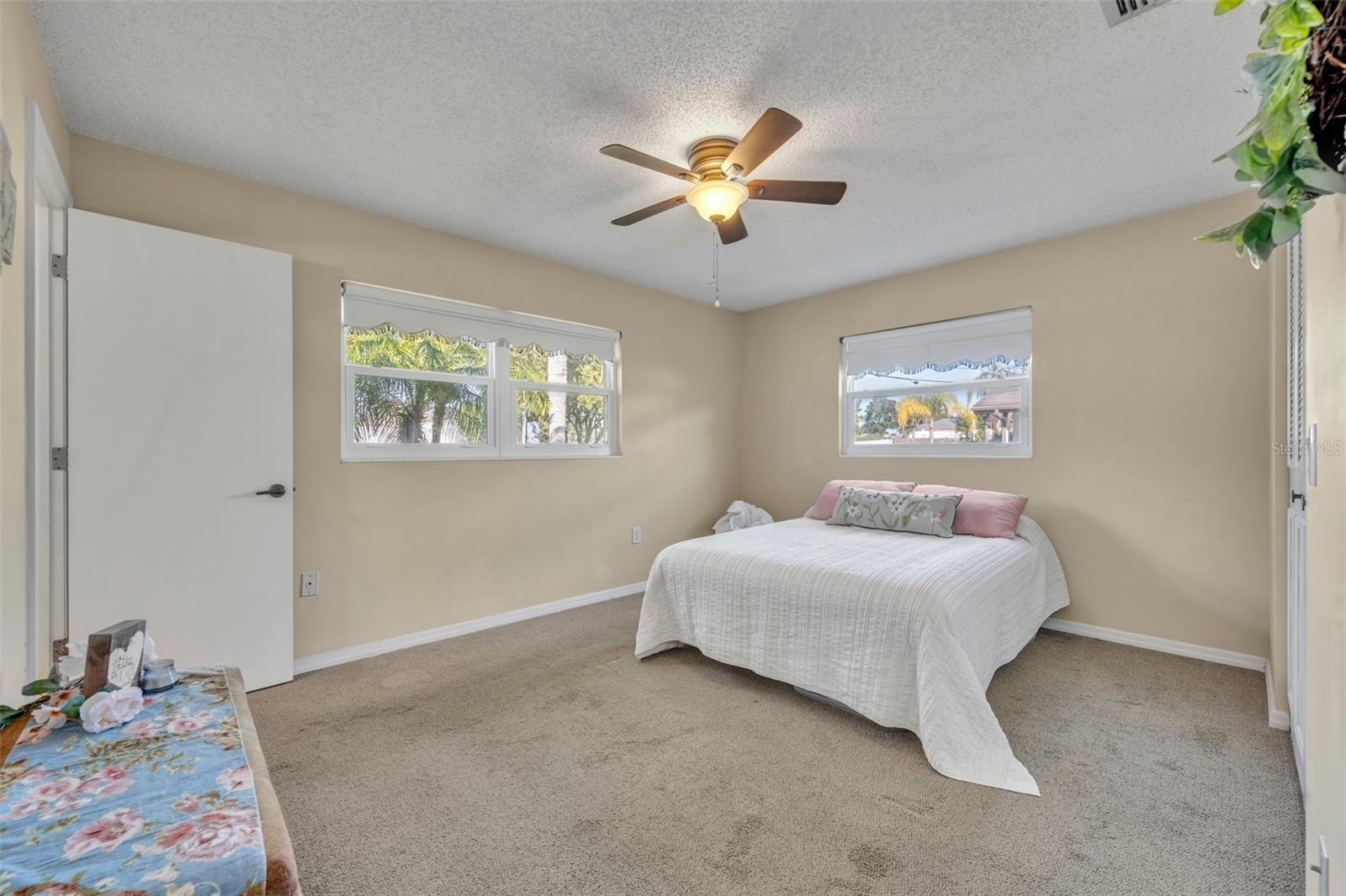 720 E IRIS DR, ORANGE CITY, FL, 32763
