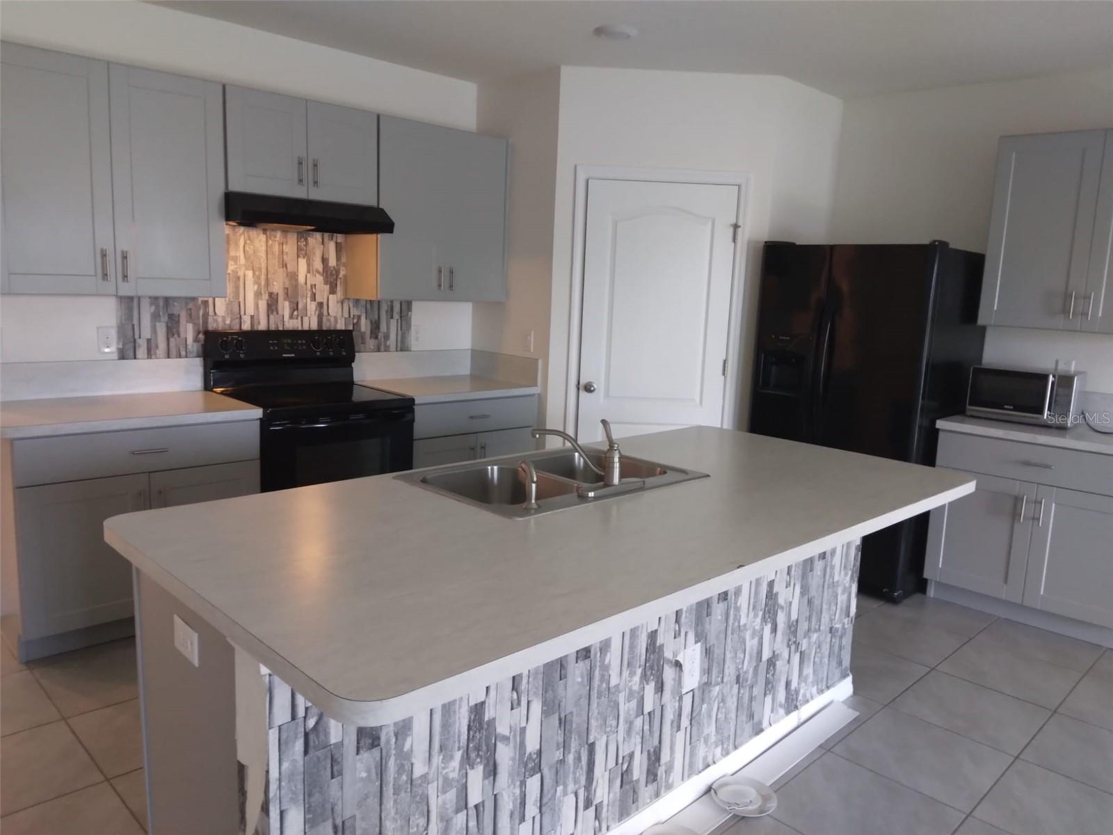 347 CLERMONT DR, KISSIMMEE, FL, 34759