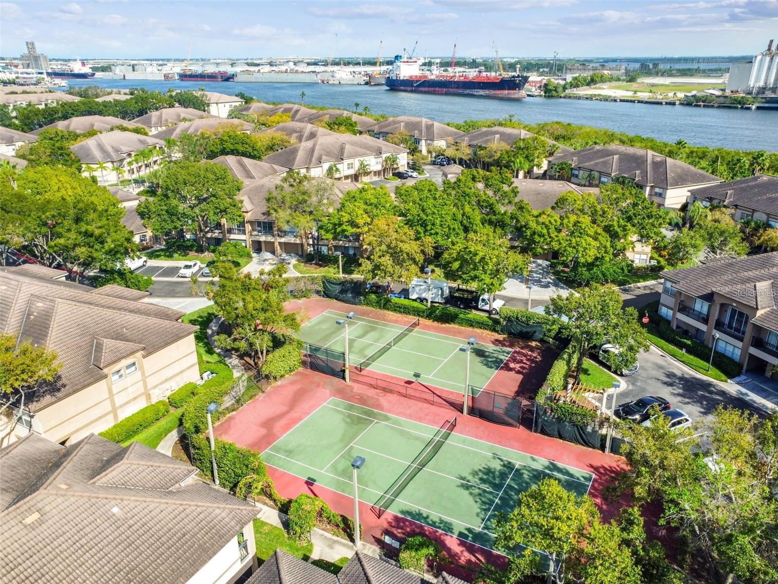 604 BATTEN CT, TAMPA, FL, 33602