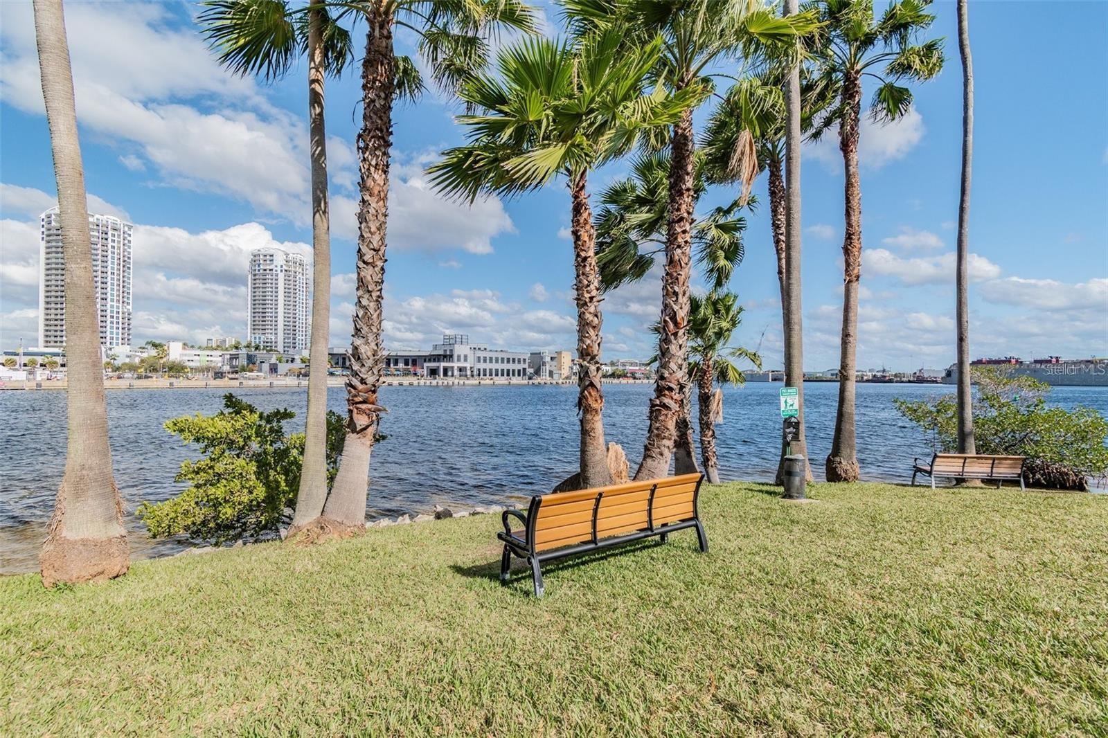 604 BATTEN CT, TAMPA, FL, 33602