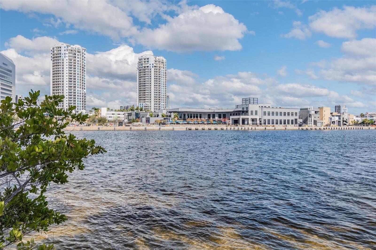 604 BATTEN CT, TAMPA, FL, 33602