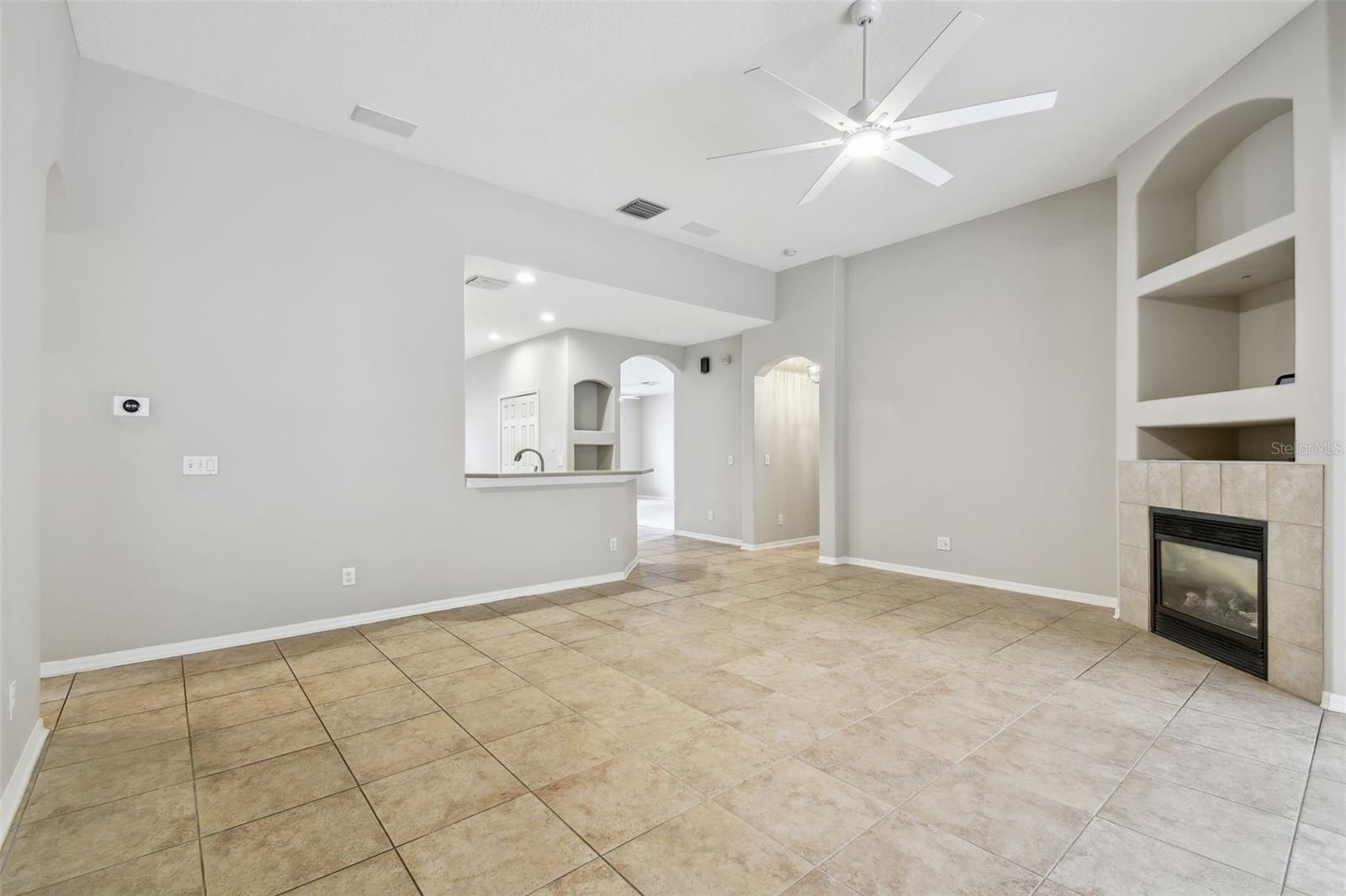 8106 KENDELWICK CT, TAMPA, FL, 33647