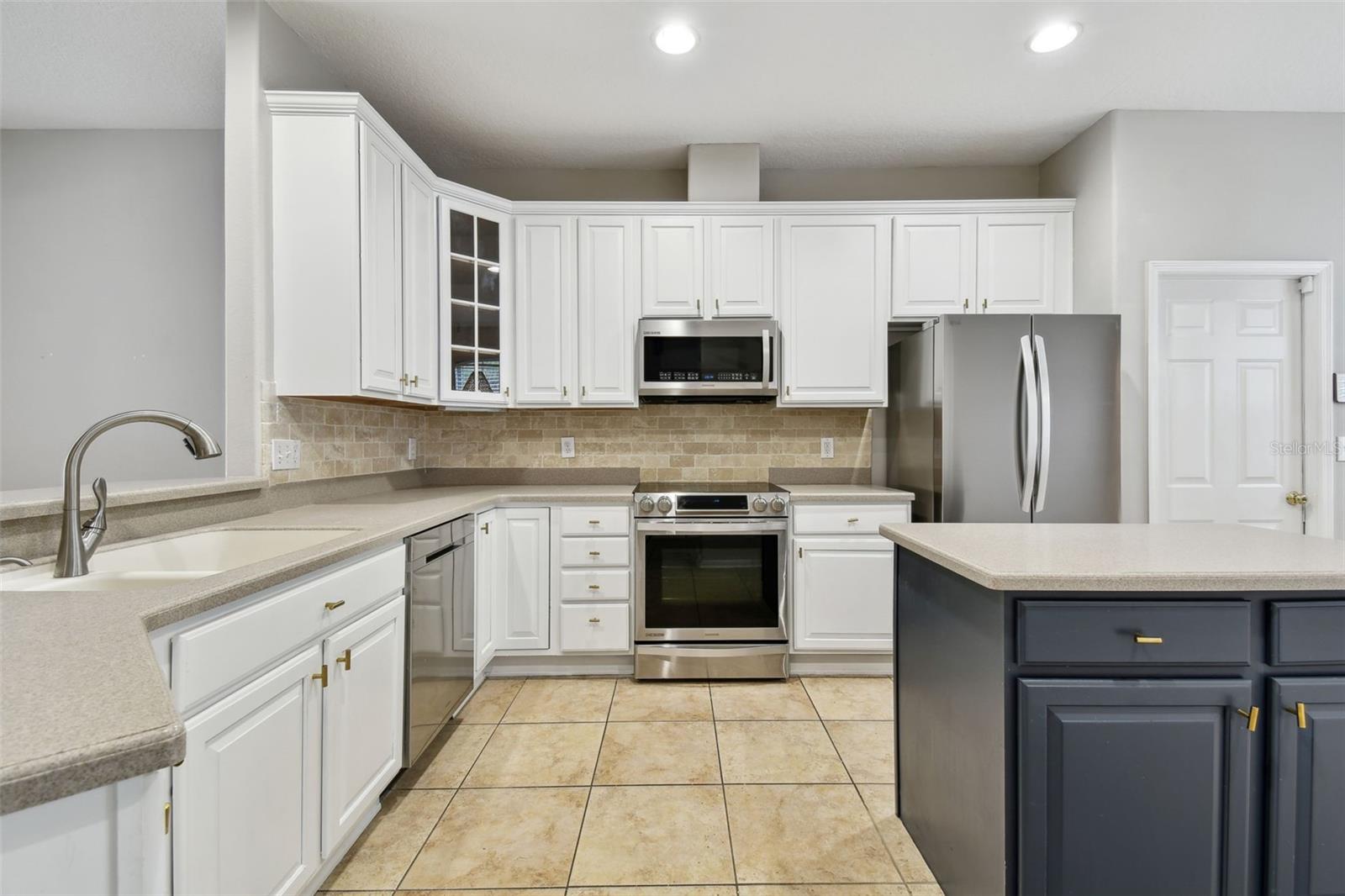 8106 KENDELWICK CT, TAMPA, FL, 33647