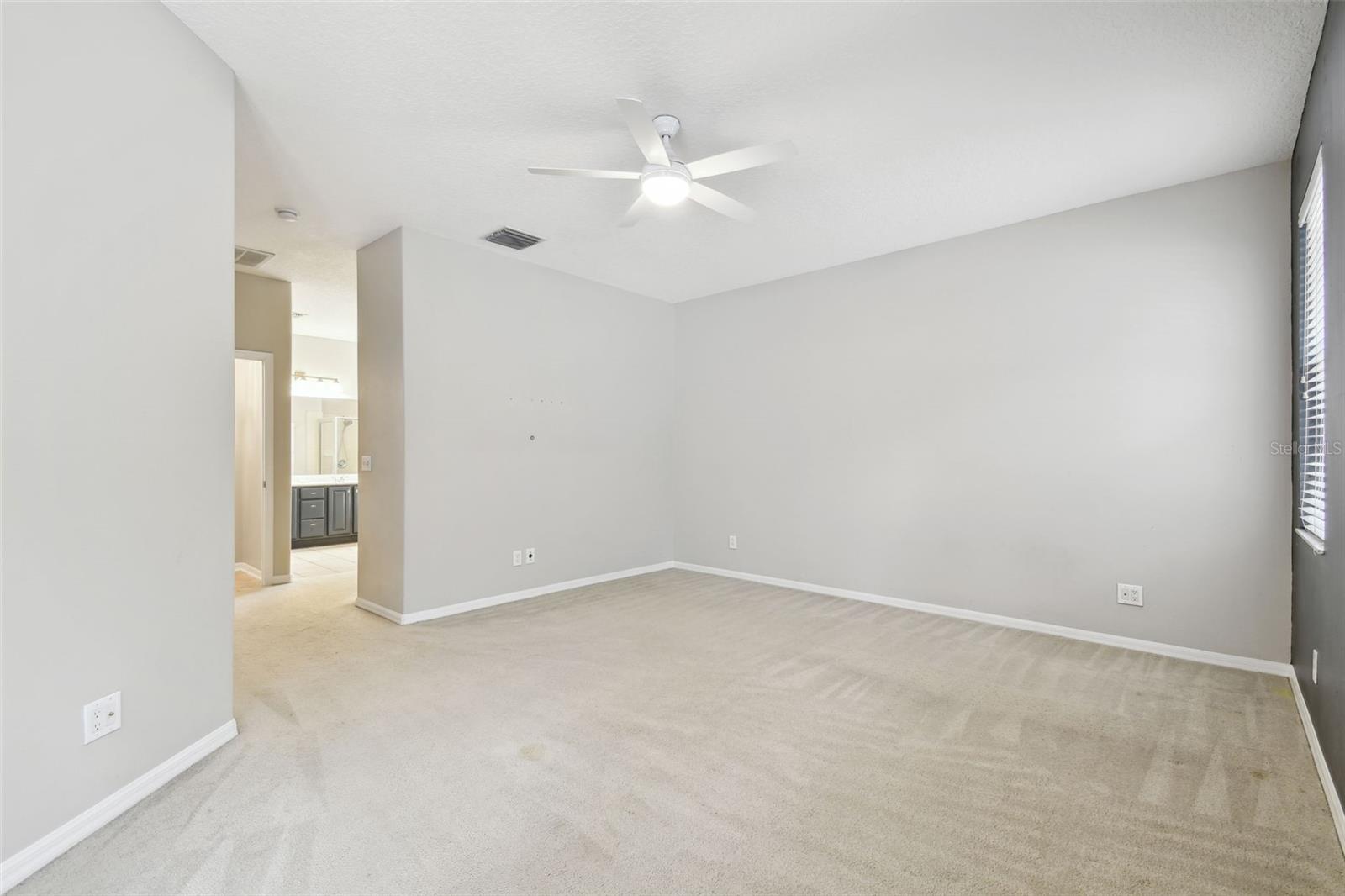 8106 KENDELWICK CT, TAMPA, FL, 33647