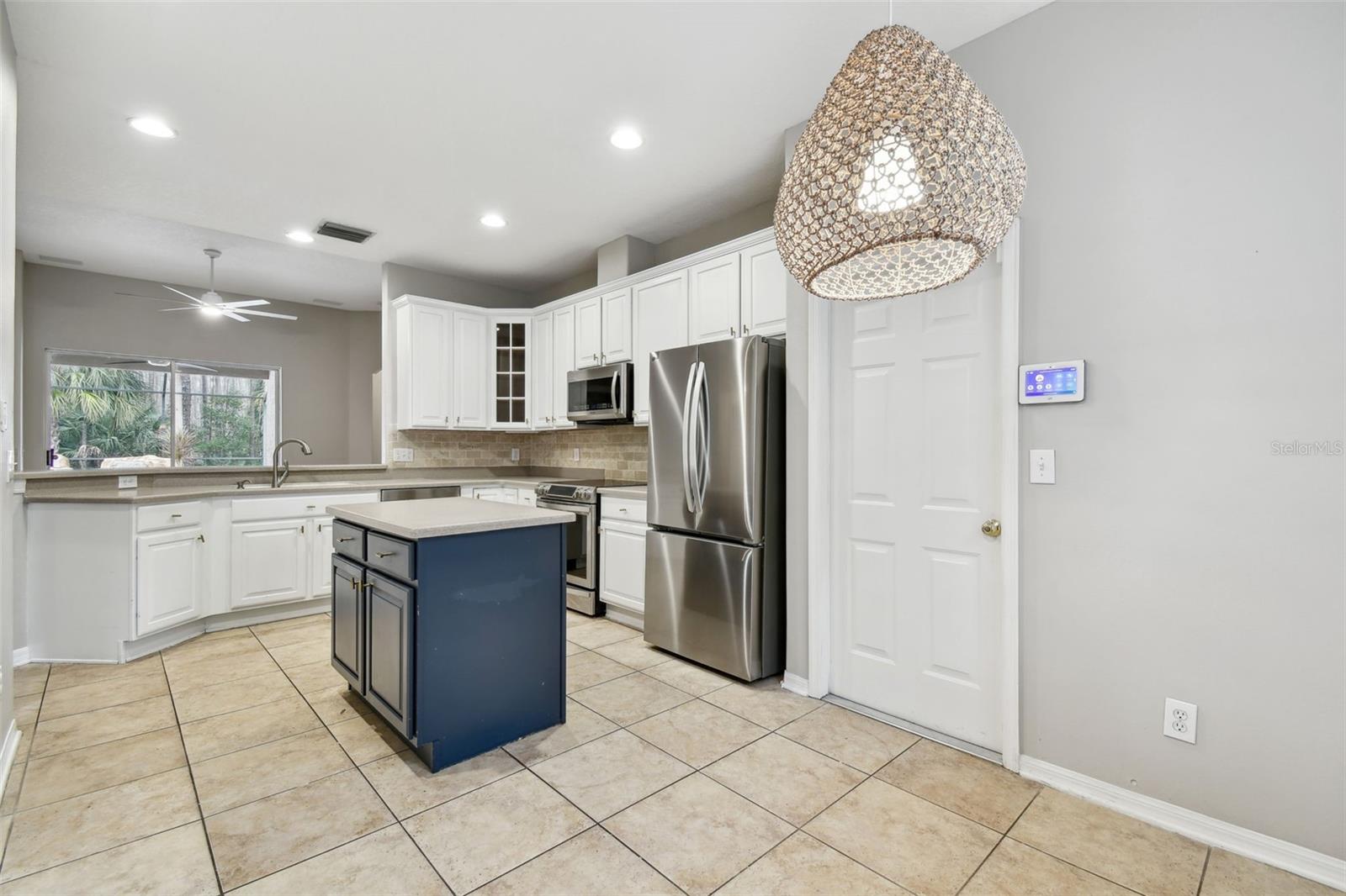 8106 KENDELWICK CT, TAMPA, FL, 33647