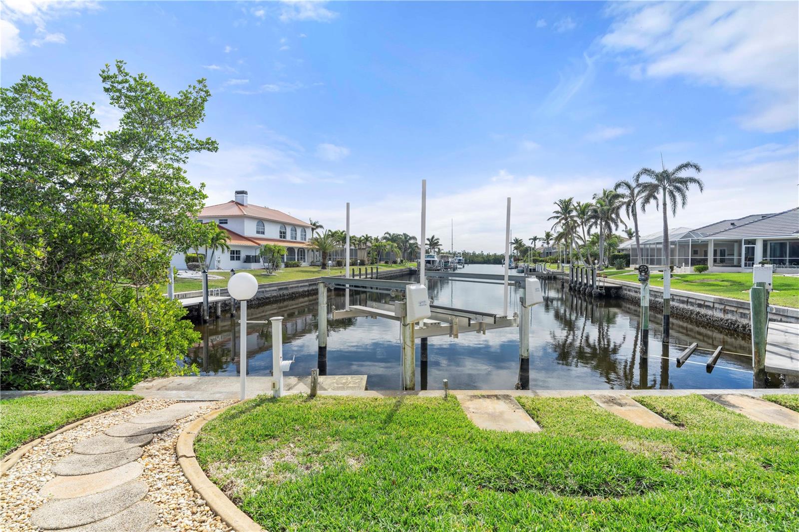 1511 CASEY KEY DR, PUNTA GORDA, FL, 33950