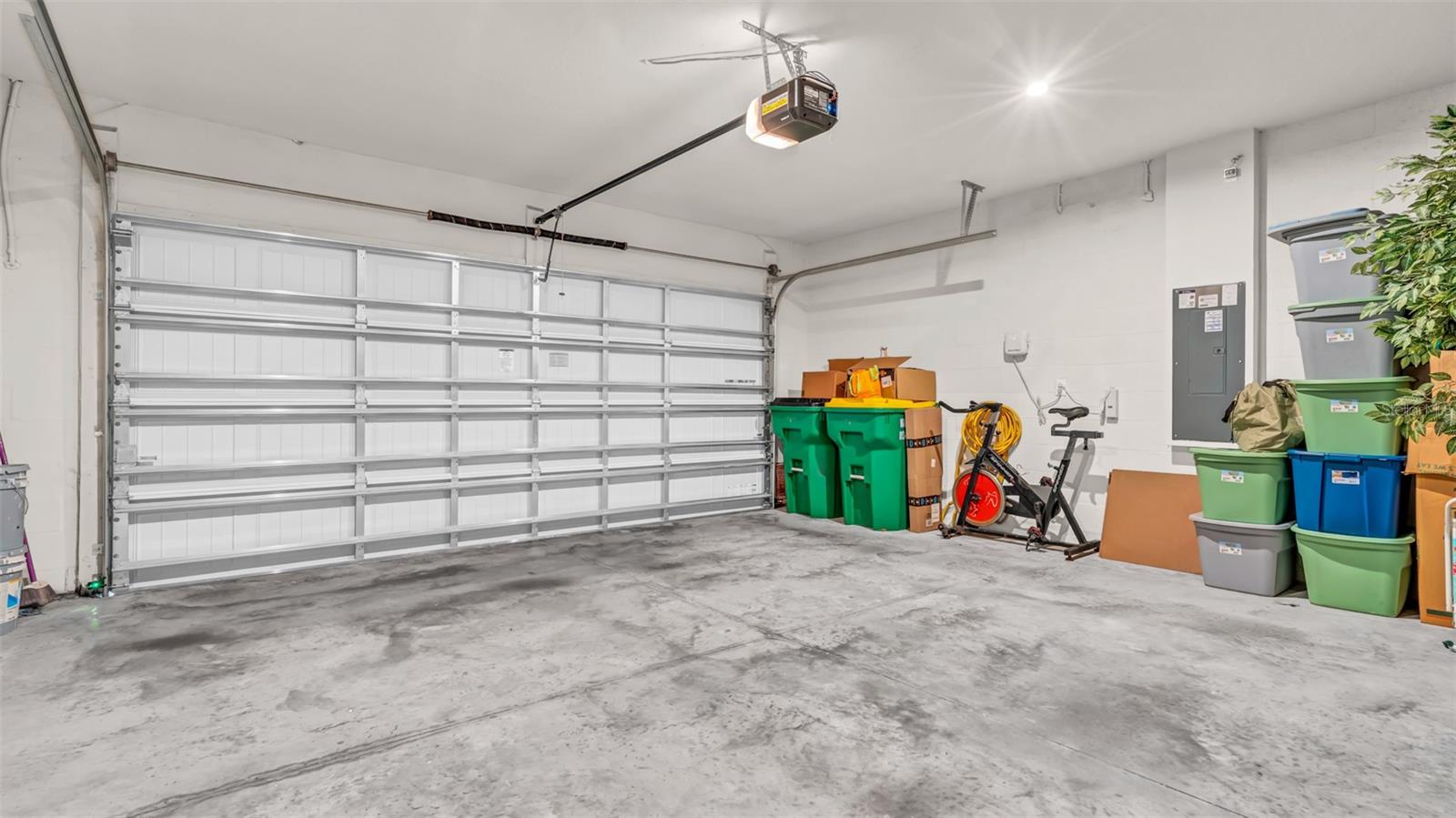10399 GLIDING EAGLE WAY, LAND O LAKES, FL, 34638