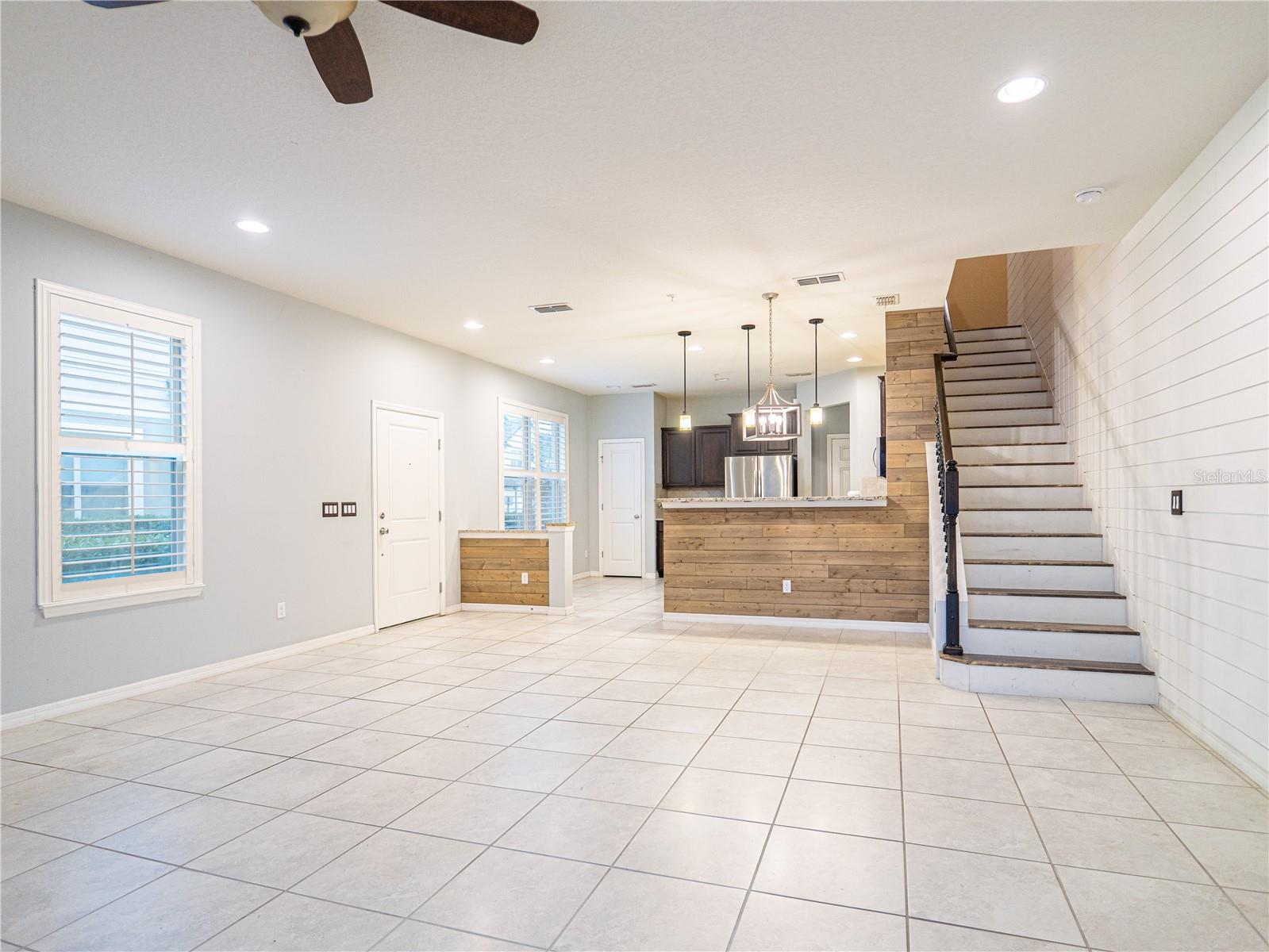 1164 PAVIA DR, APOPKA, FL, 32703