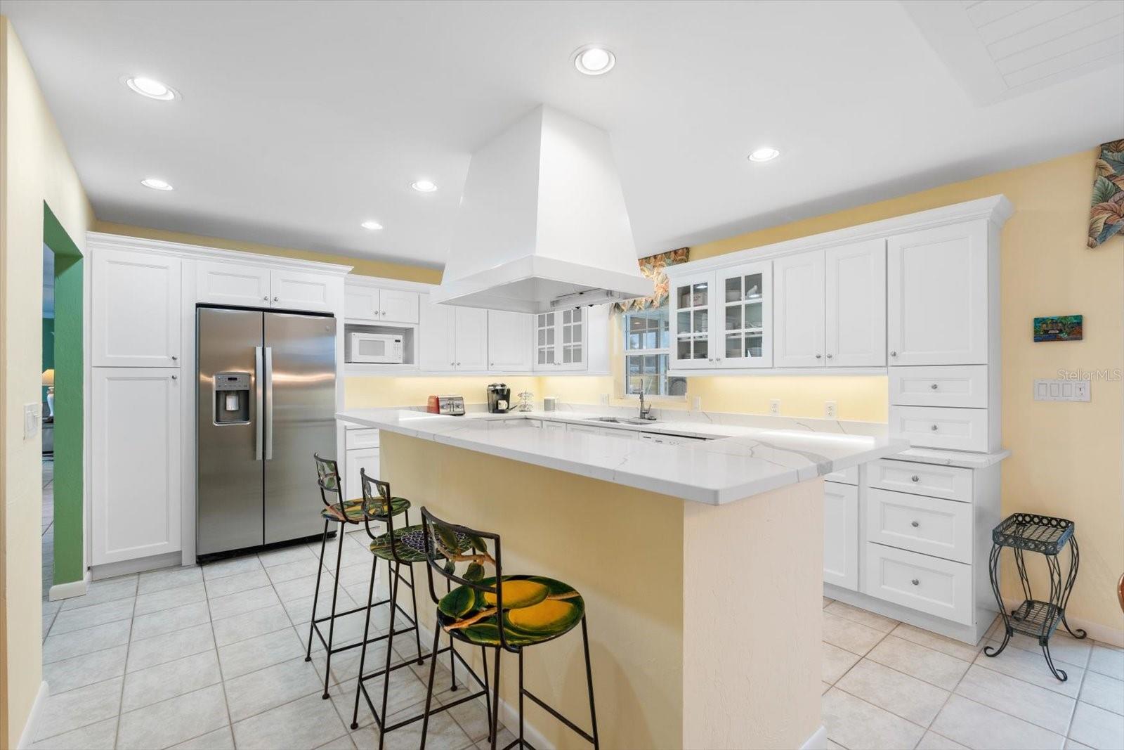 7056 HAWKS HARBOR CIR, BRADENTON, FL, 34207