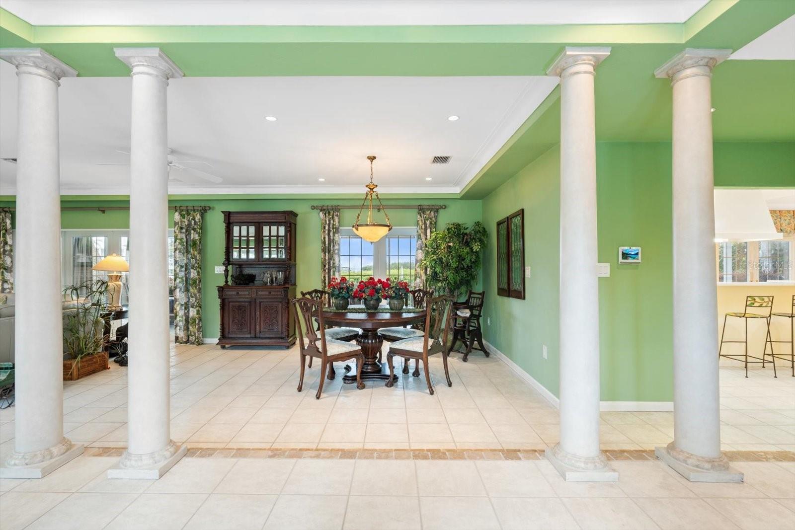 7056 HAWKS HARBOR CIR, BRADENTON, FL, 34207