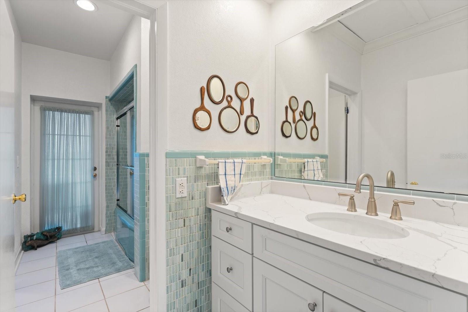 7056 HAWKS HARBOR CIR, BRADENTON, FL, 34207