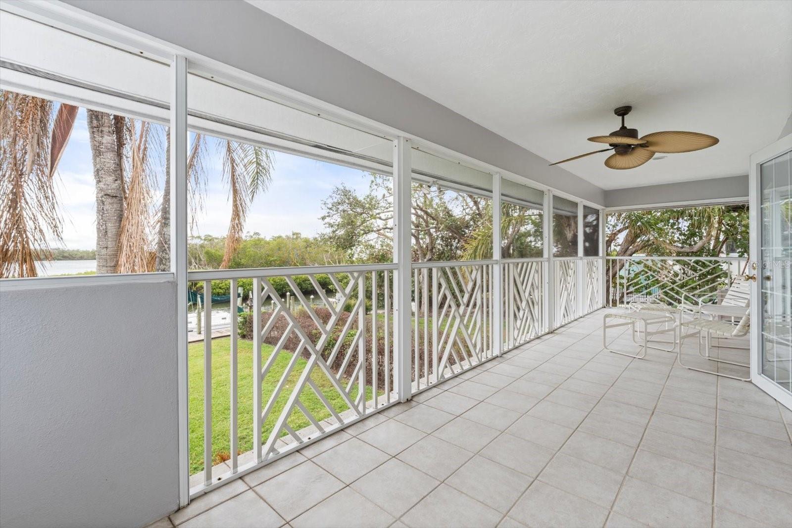 7056 HAWKS HARBOR CIR, BRADENTON, FL, 34207