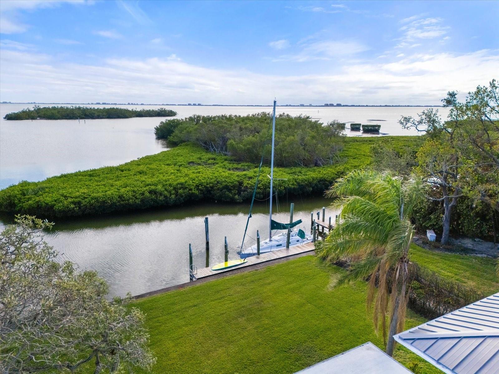 7056 HAWKS HARBOR CIR, BRADENTON, FL, 34207