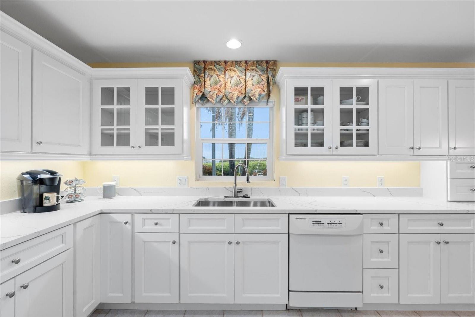 7056 HAWKS HARBOR CIR, BRADENTON, FL, 34207