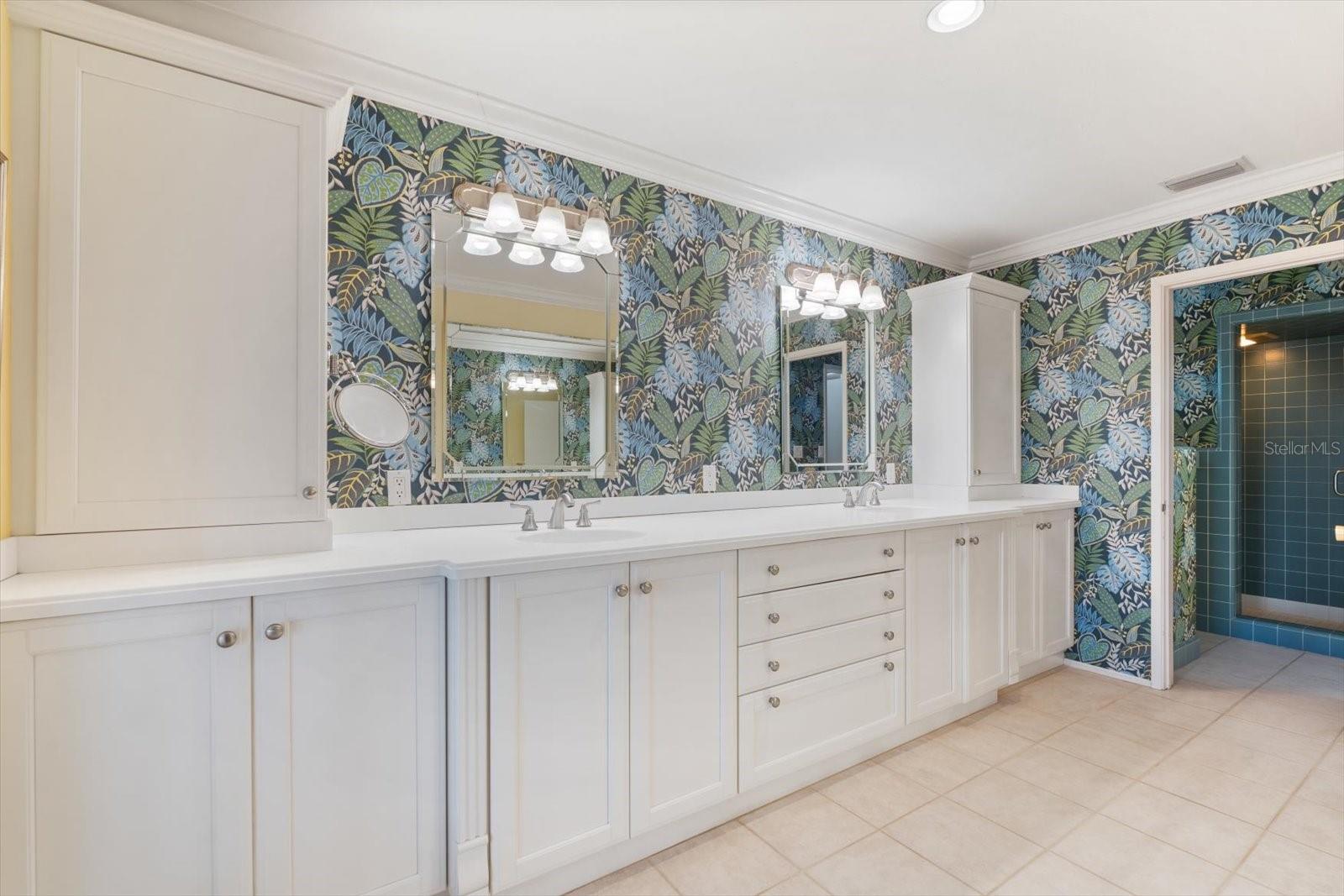 7056 HAWKS HARBOR CIR, BRADENTON, FL, 34207