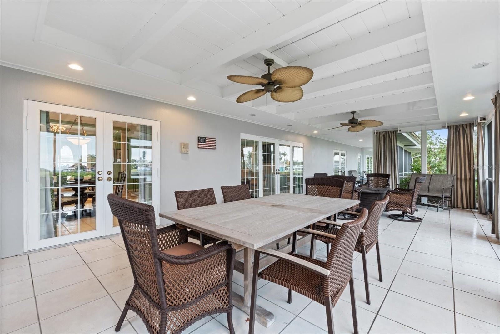 7056 HAWKS HARBOR CIR, BRADENTON, FL, 34207