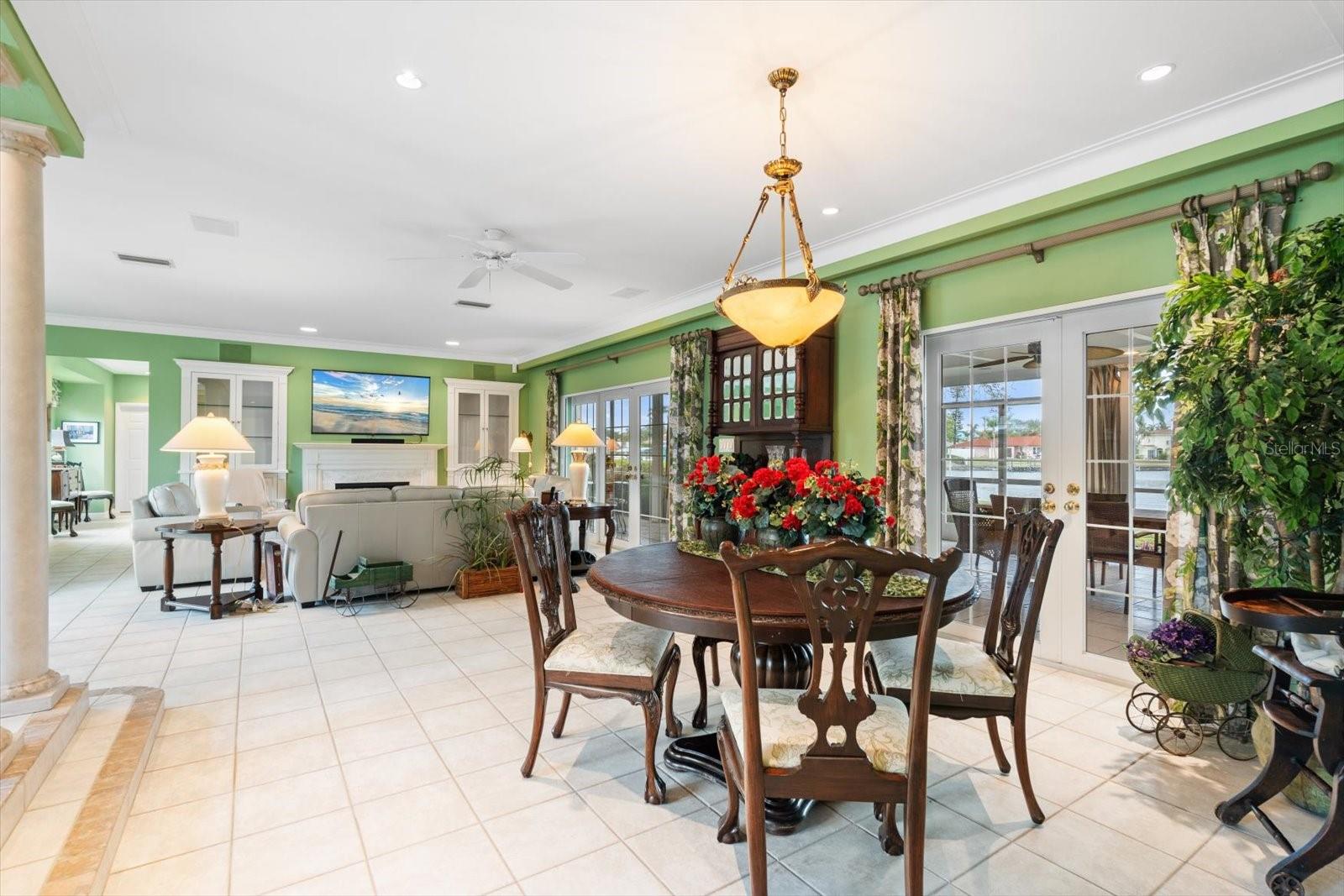 7056 HAWKS HARBOR CIR, BRADENTON, FL, 34207