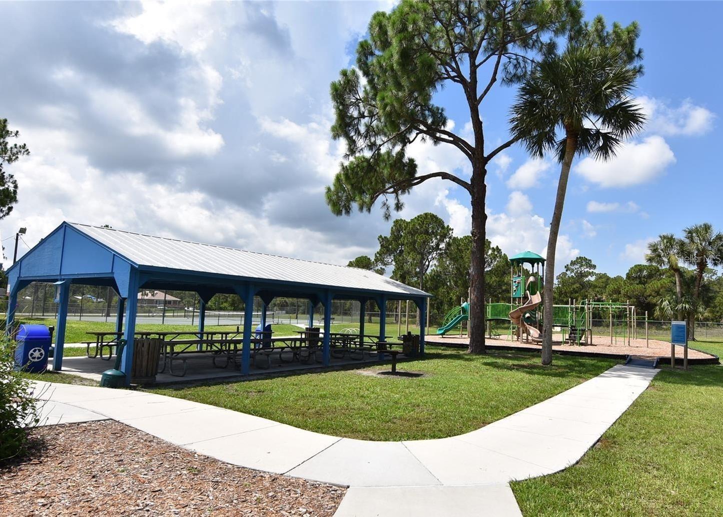 28304 PASADENA DR, PUNTA GORDA, FL, 33955