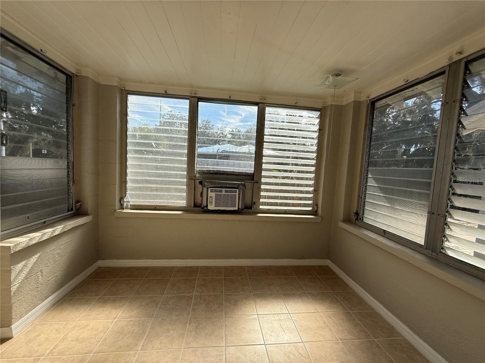 710 N GROVE ST #Apt A, EUSTIS, FL, 32726