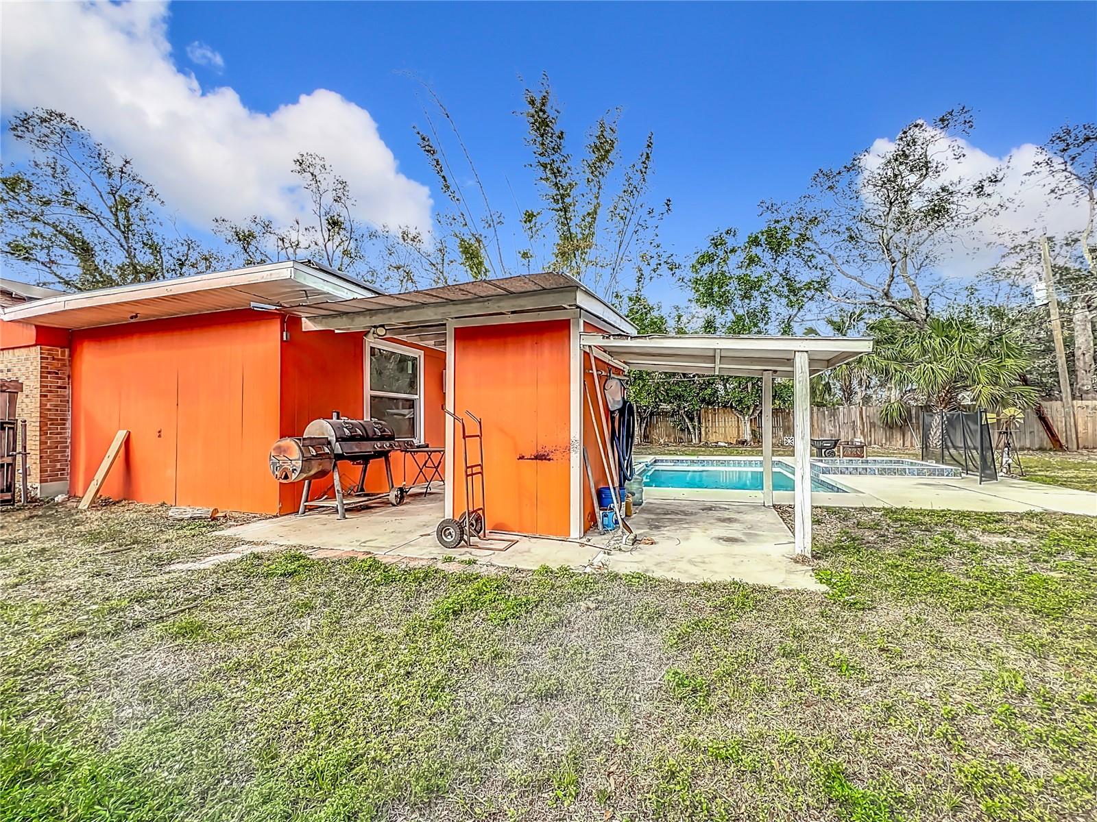 70 HORTON CIR, SARASOTA, FL, 34232