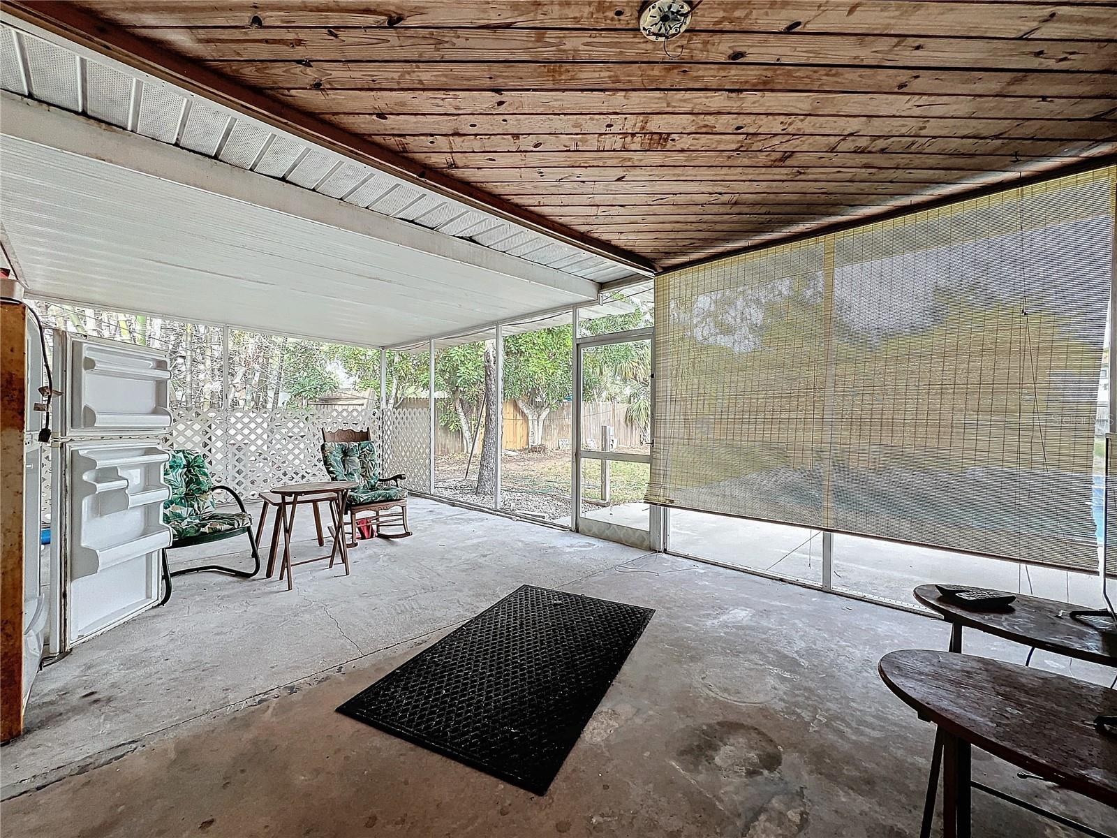 70 HORTON CIR, SARASOTA, FL, 34232