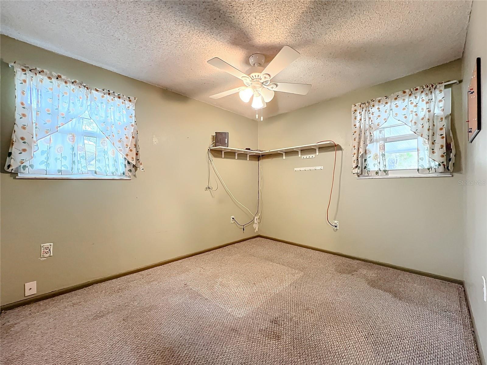 70 HORTON CIR, SARASOTA, FL, 34232