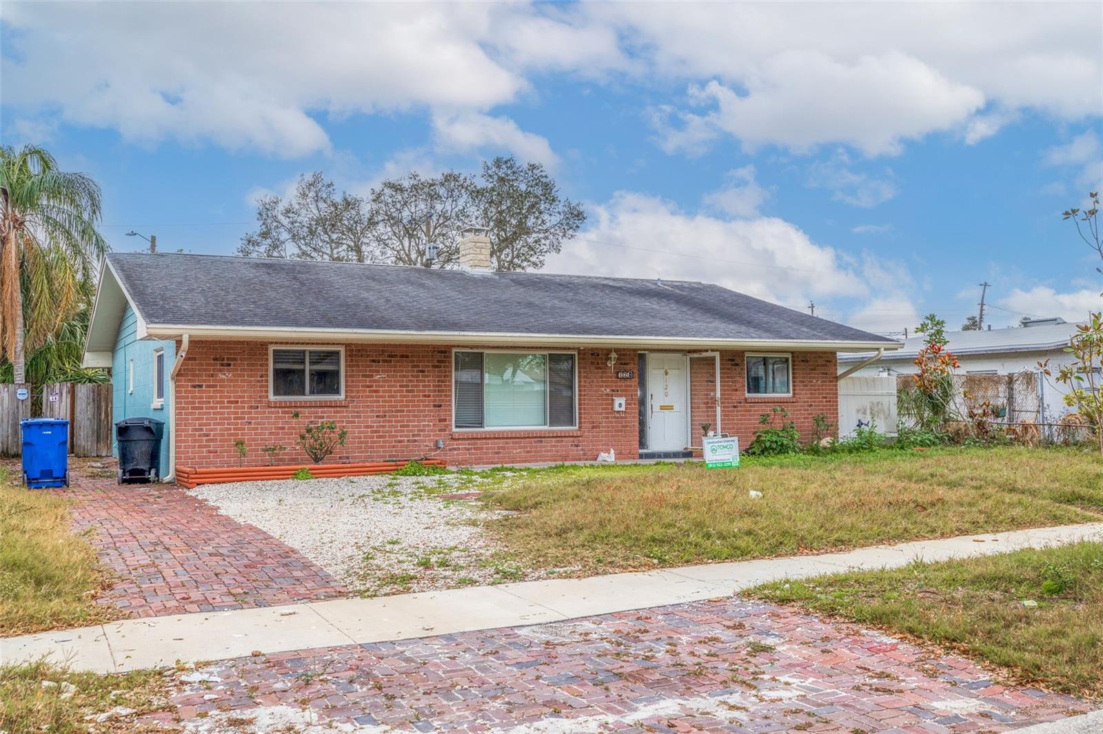 120 80TH AVE N, ST PETERSBURG, FL, 33702