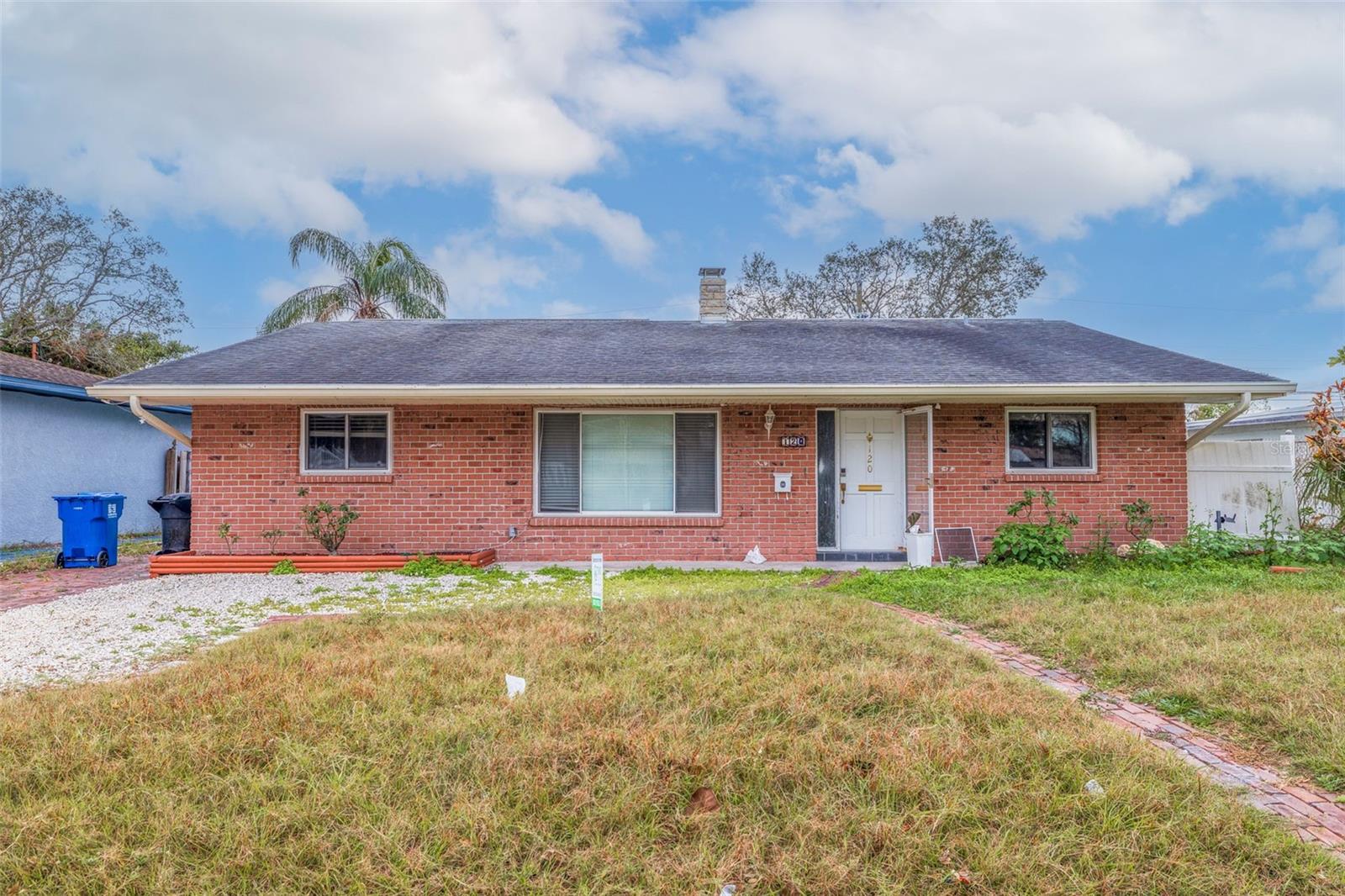 120 80TH AVE N, ST PETERSBURG, FL, 33702