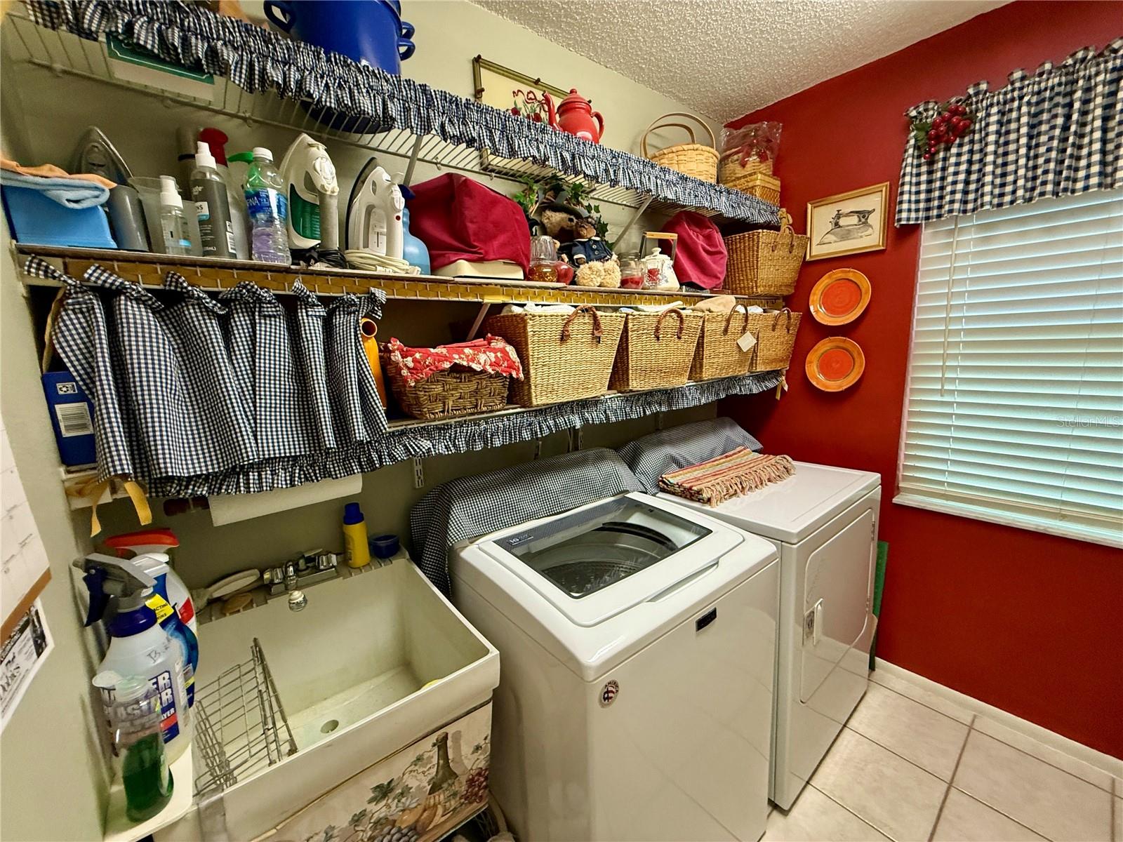 8111 MERRIMAC DR, PORT RICHEY, FL, 34668