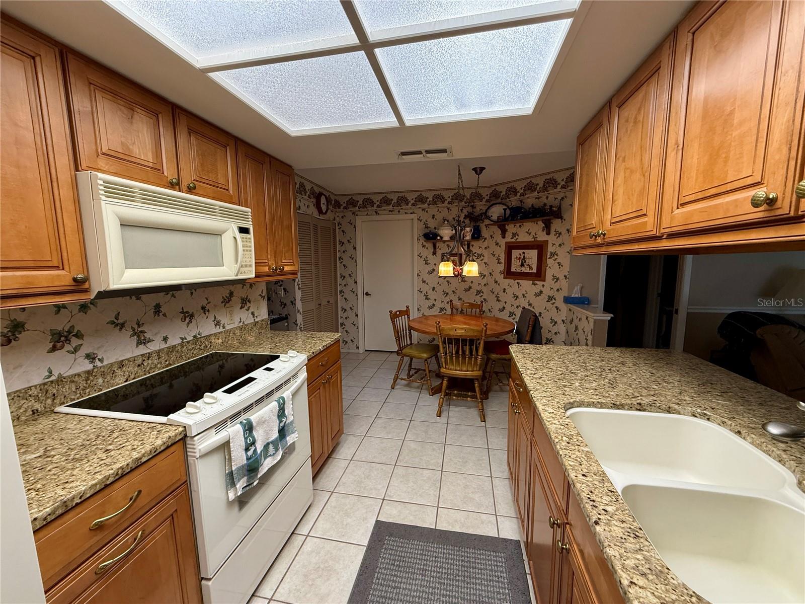 8111 MERRIMAC DR, PORT RICHEY, FL, 34668