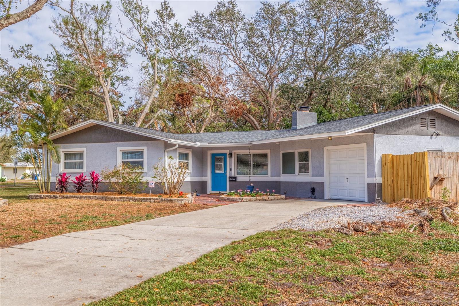 7000 DR MARTIN LUTHER KING JR ST S, ST PETERSBURG, FL, 33705